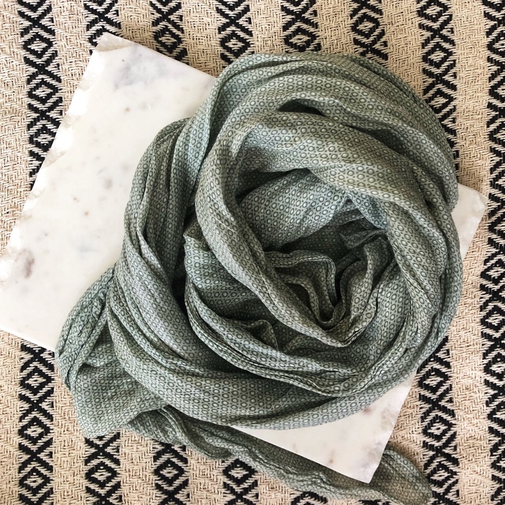 Light Green Patterned Scarf - Picture 2 of 4